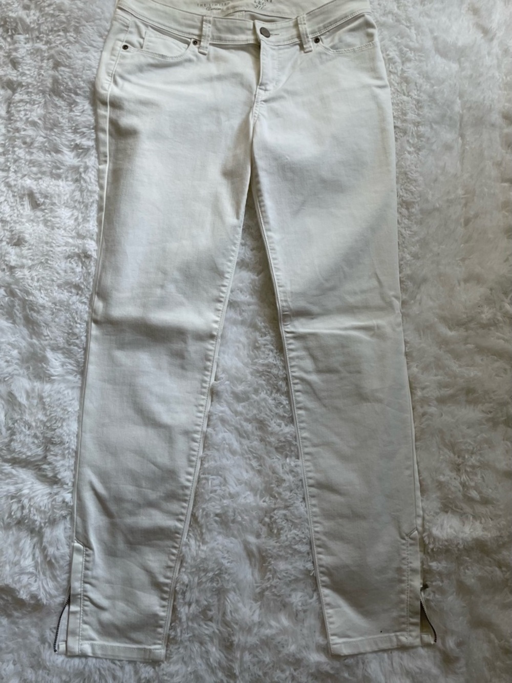 The Limited Women's White Ankle Cropped Slim Jeans